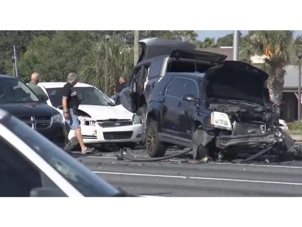 2025 फोर्ड ब्रोंको ट्रान्समिशन माउन्ट विफलता: अफ-रोड नजिकै-रोलोभर स्पार्क्स सामुदायिक अलार्म